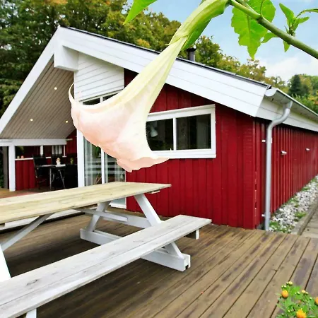 Three-bedroom Holiday In Bjert 3 Casa de Férias